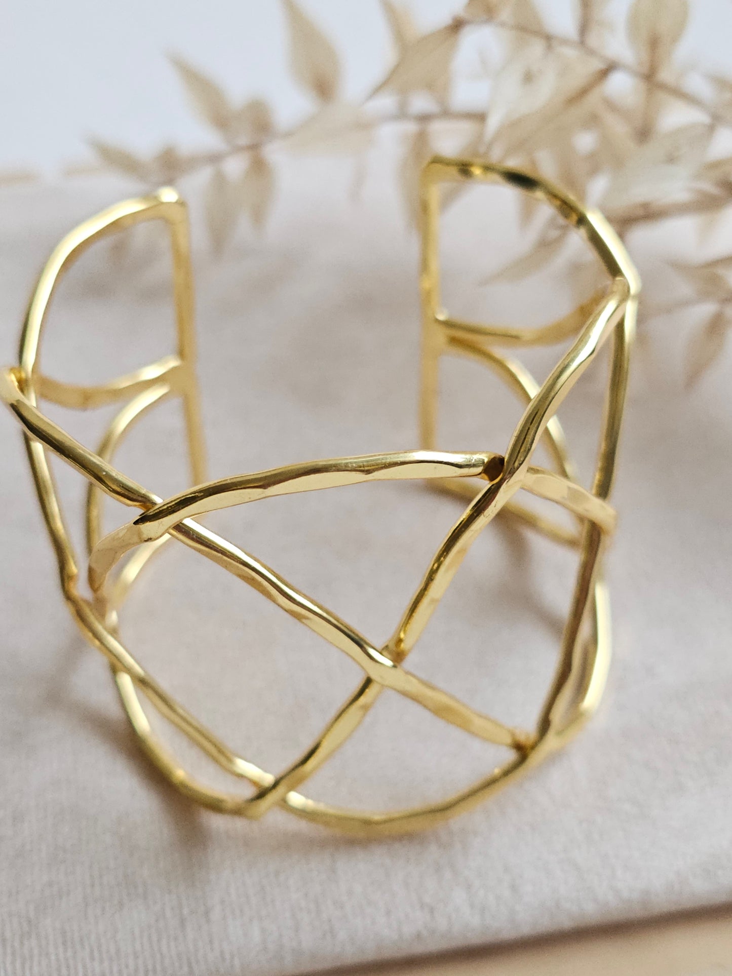 Sanarina Cuff