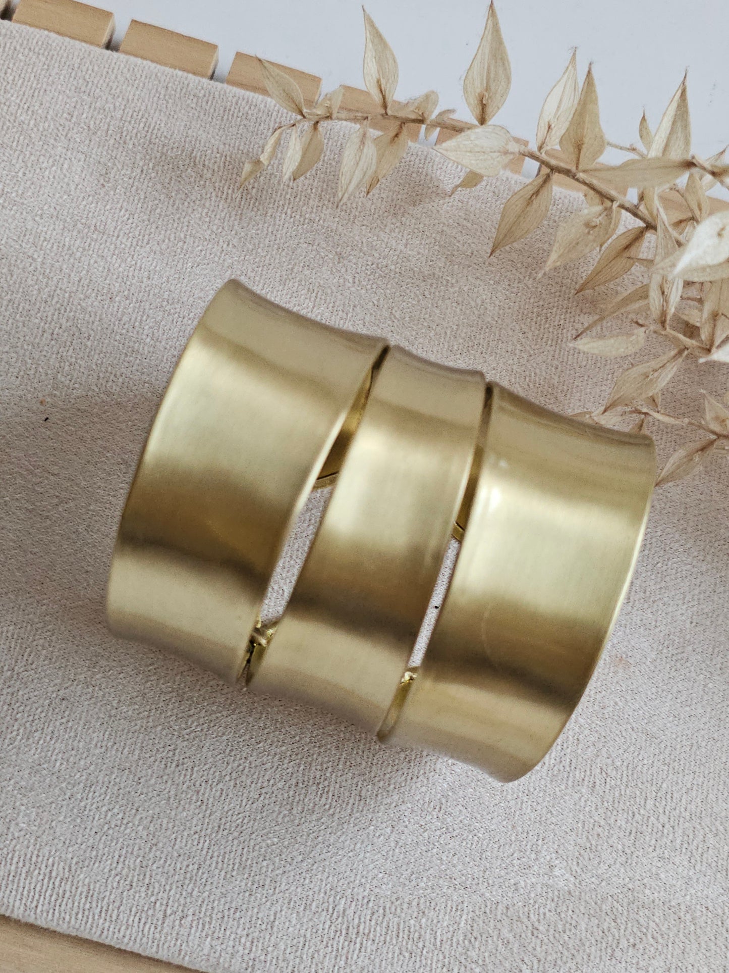 Sayana cuff
