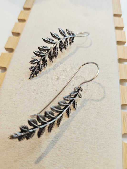 Olive leaves earcuff