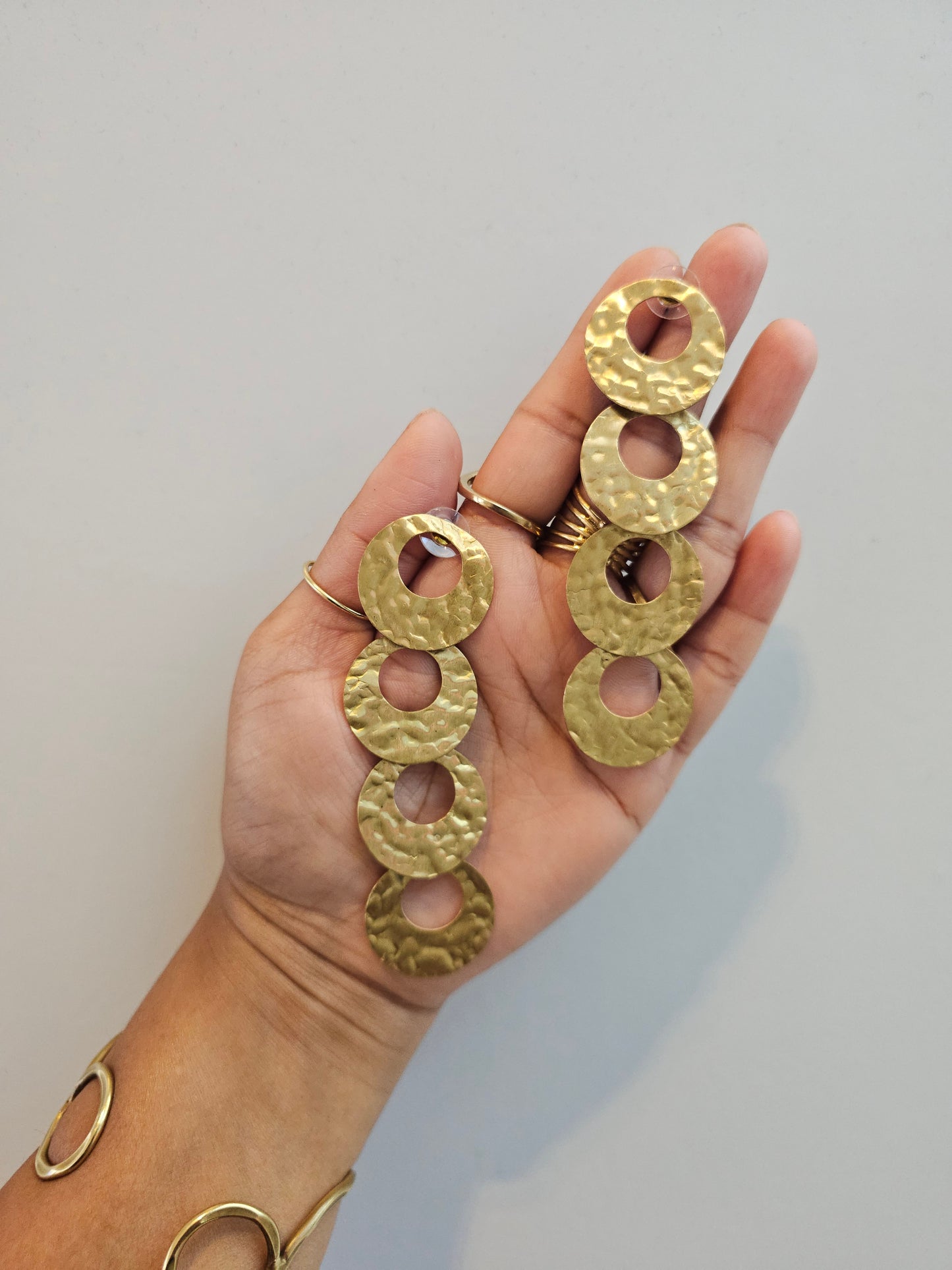 Circle earrings