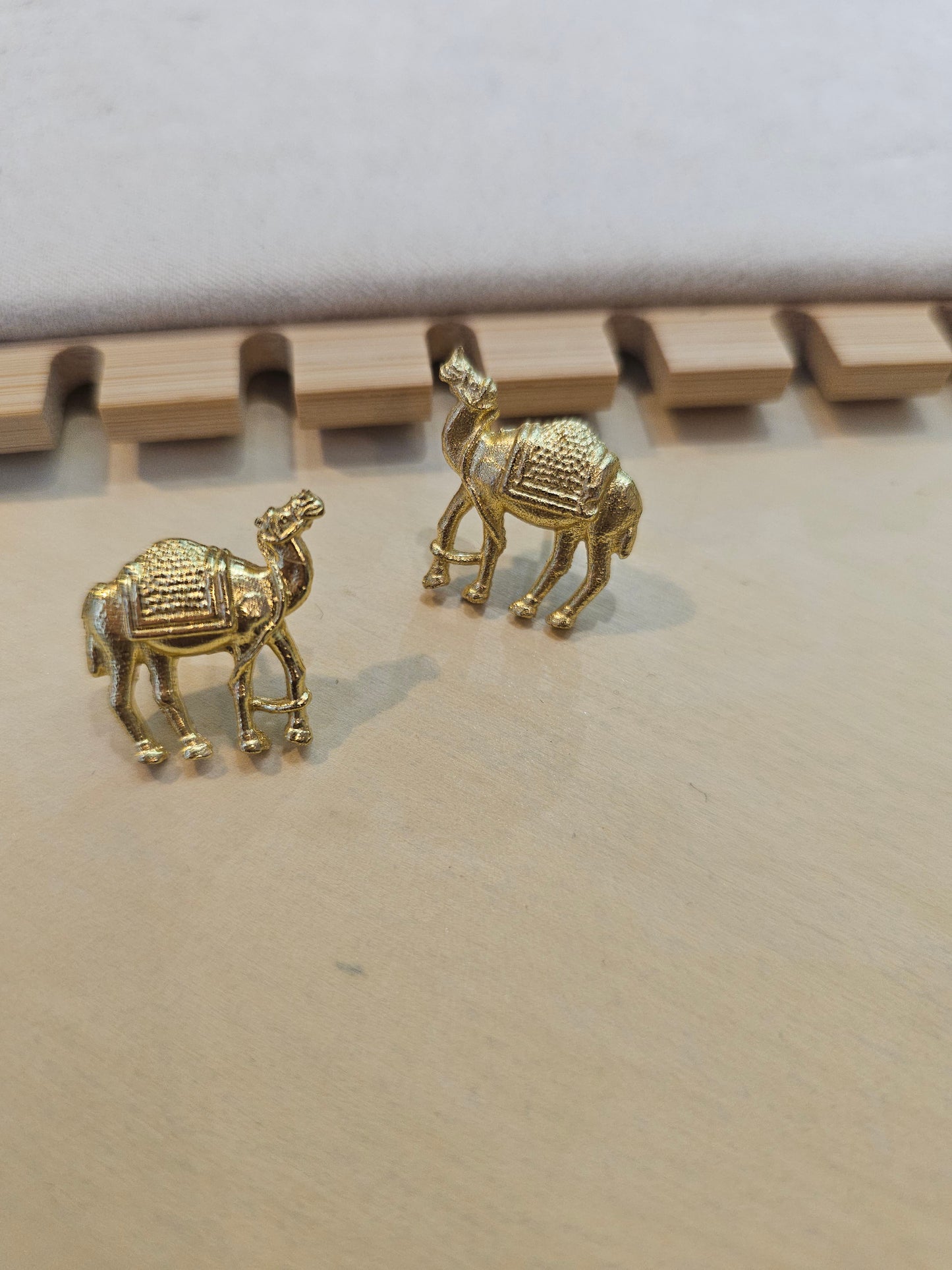 Camel earrings